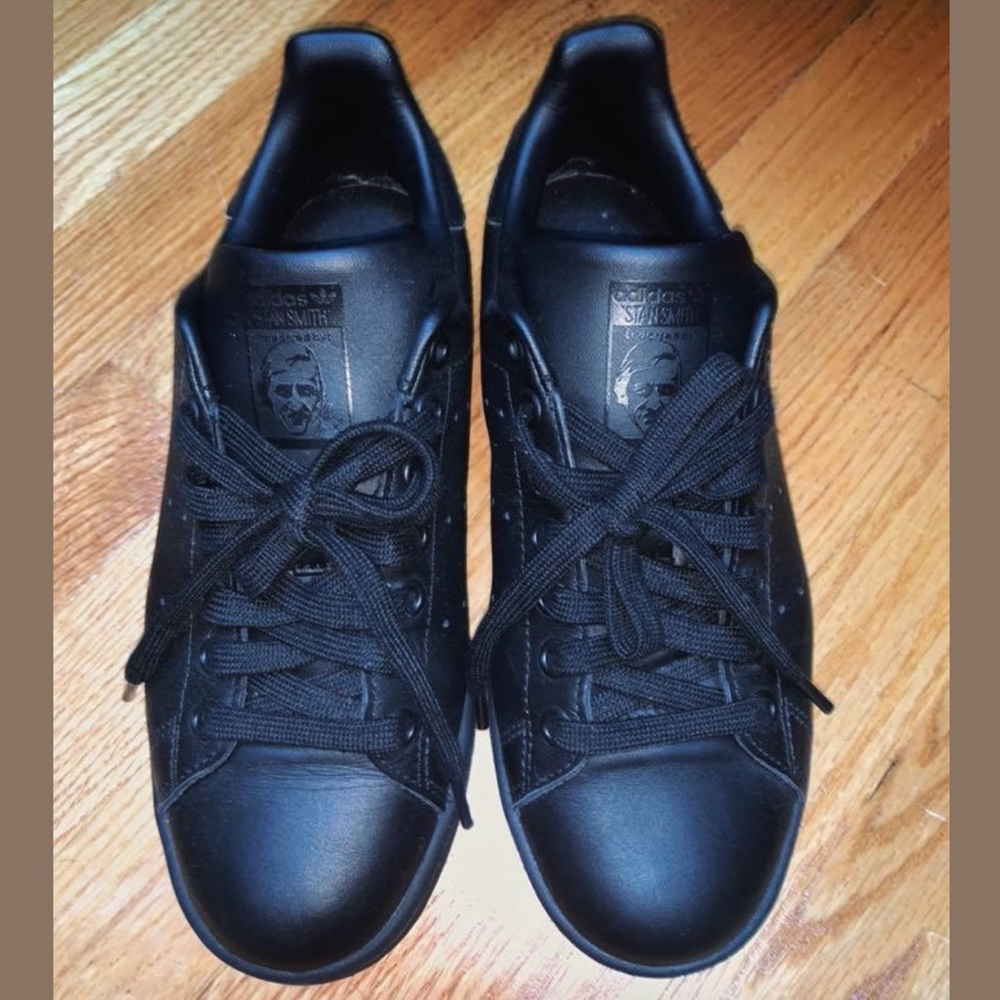‼️Closet Clean Out Sale Black Adidas Stan Smith’s